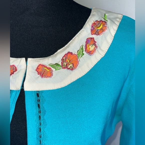 VINTAGE NWT Joseph A. Embroidered Turquoise Sweater - Picture 5 of 10